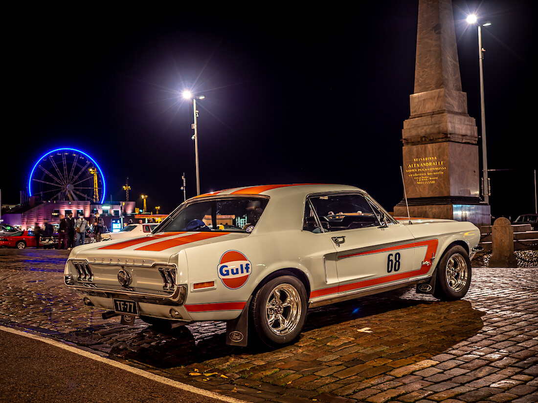 1968 Ford Mustang coupe jenkkiauto kauppatorilla