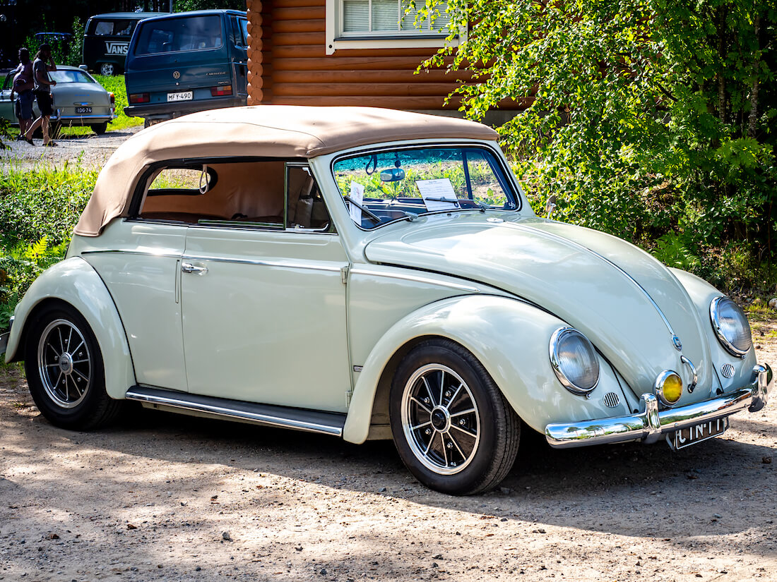 1956 Volkswagen Karmann convertible autokupla