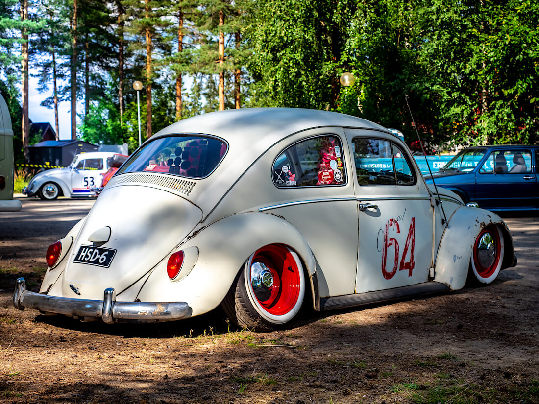 Madallettu 1964 Volkswagen kuplavolkkari