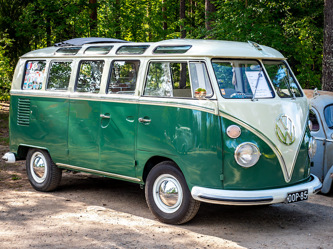 21-ikkunainen 1966 Volkswagen junakeula sonderi