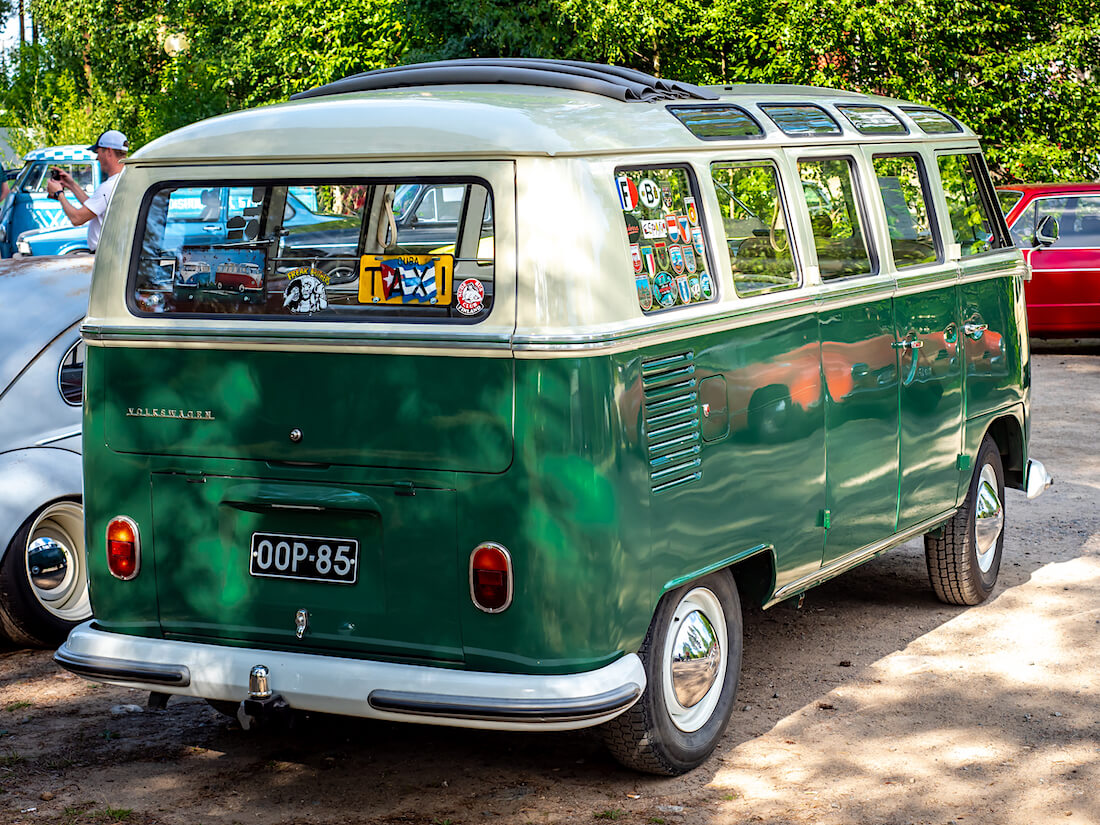 21-ikkunainen 1966 Volkswagen kleinbus sonderi