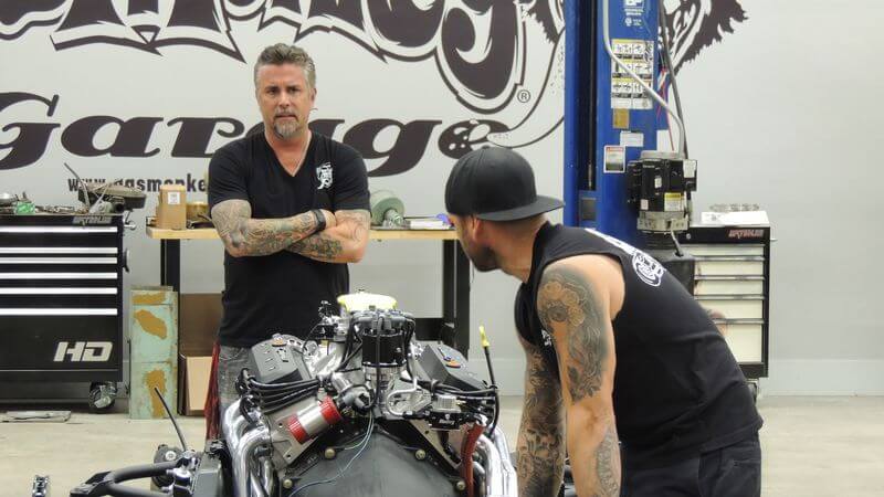 Richard Rawlings Gas Monkey Garage pajalla. Kuva: Discovery.