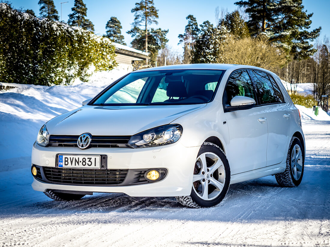 2012 Volkswagen Golf Mk6 R-Line takajouset vaihdettuna