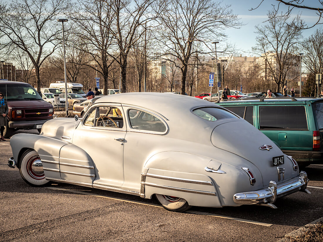 1947 Buick Special 2d Sedanette