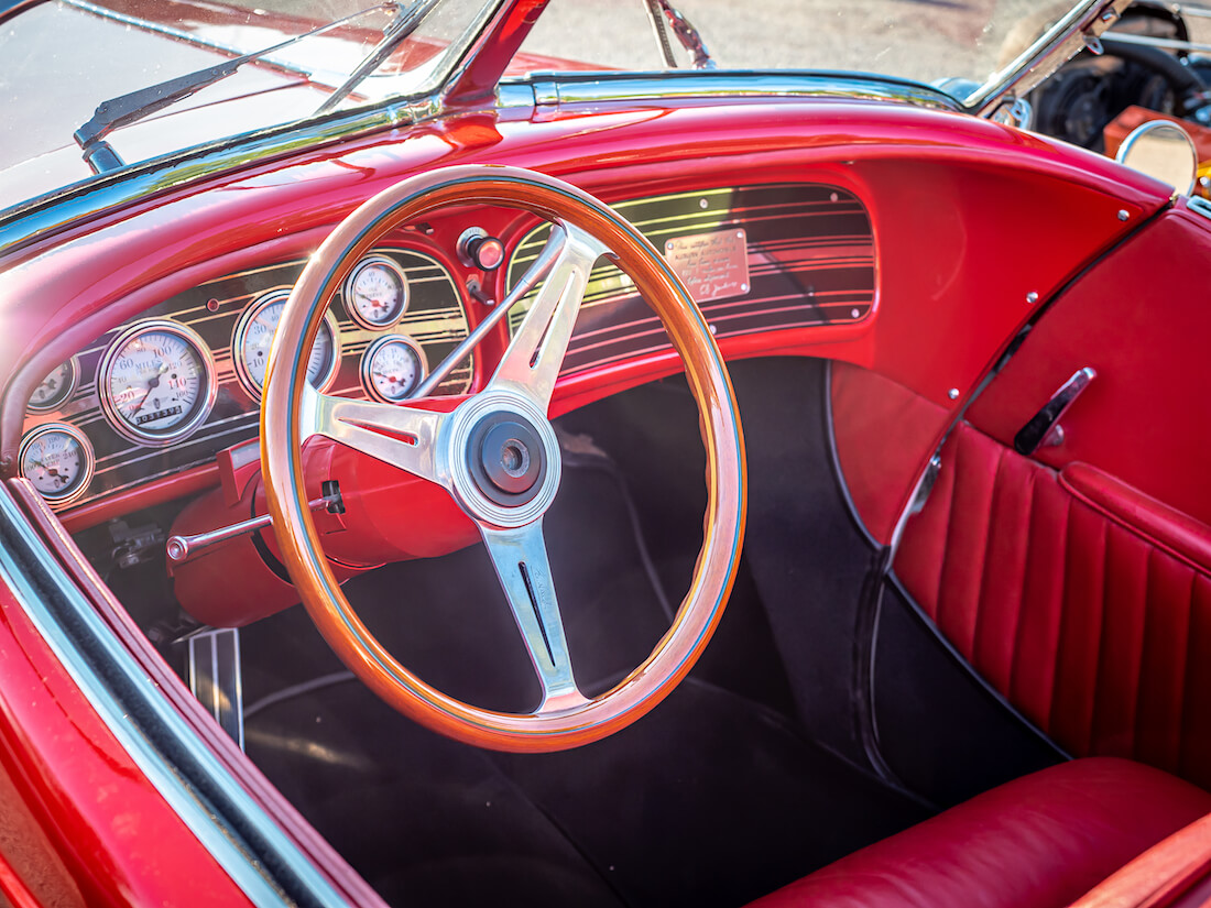 1936 Auburn Speedsterin sisusta