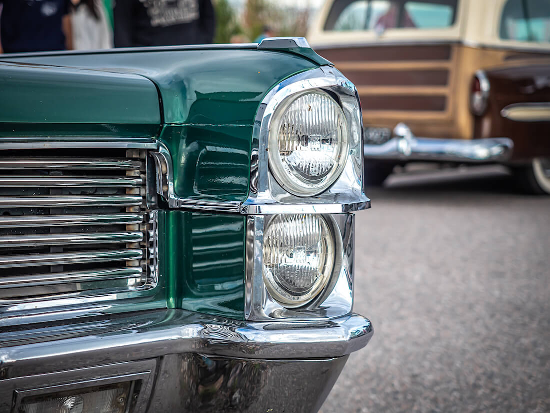 1965 Cadillac Coupe DeVille jenkkiauton ajovalot