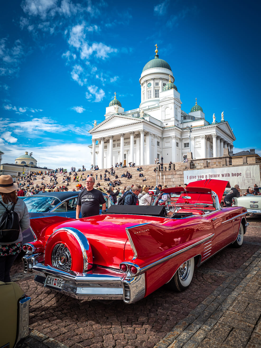 1958 Cadillac Series 62 Convertible Senaatintorilla