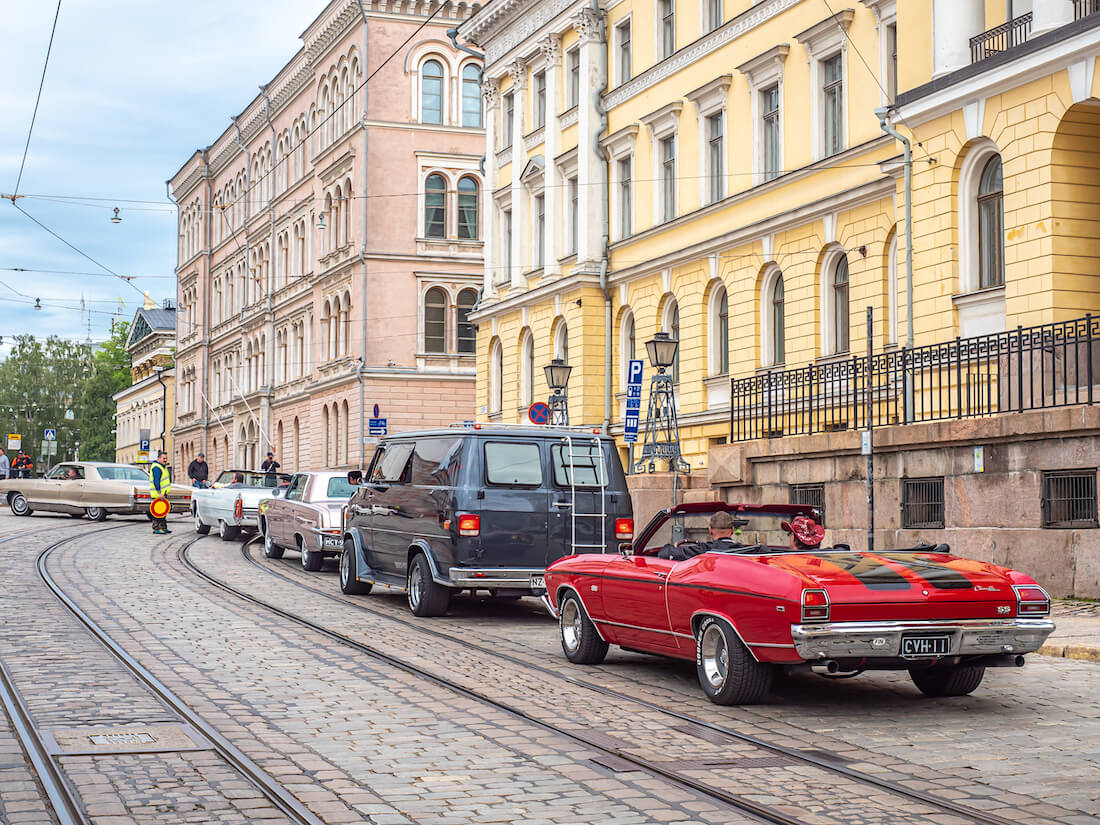 Jenkkiautoja Classic Car Parade tapahtumassa