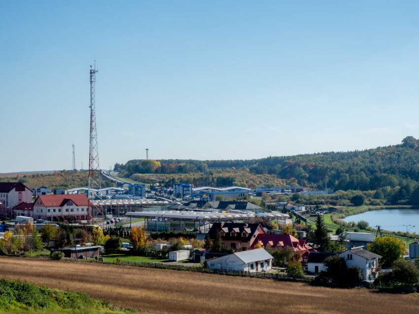 Puolan ja Ukrainan raja Hrebennestä kuvattuna