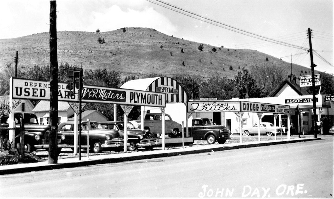 Dodge Plymouth autokauppa Oregonissa 1950 luvulla