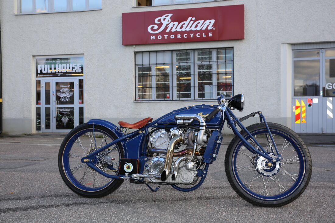 1920 Indian Super Scout Fullhouse Garagen pihalla