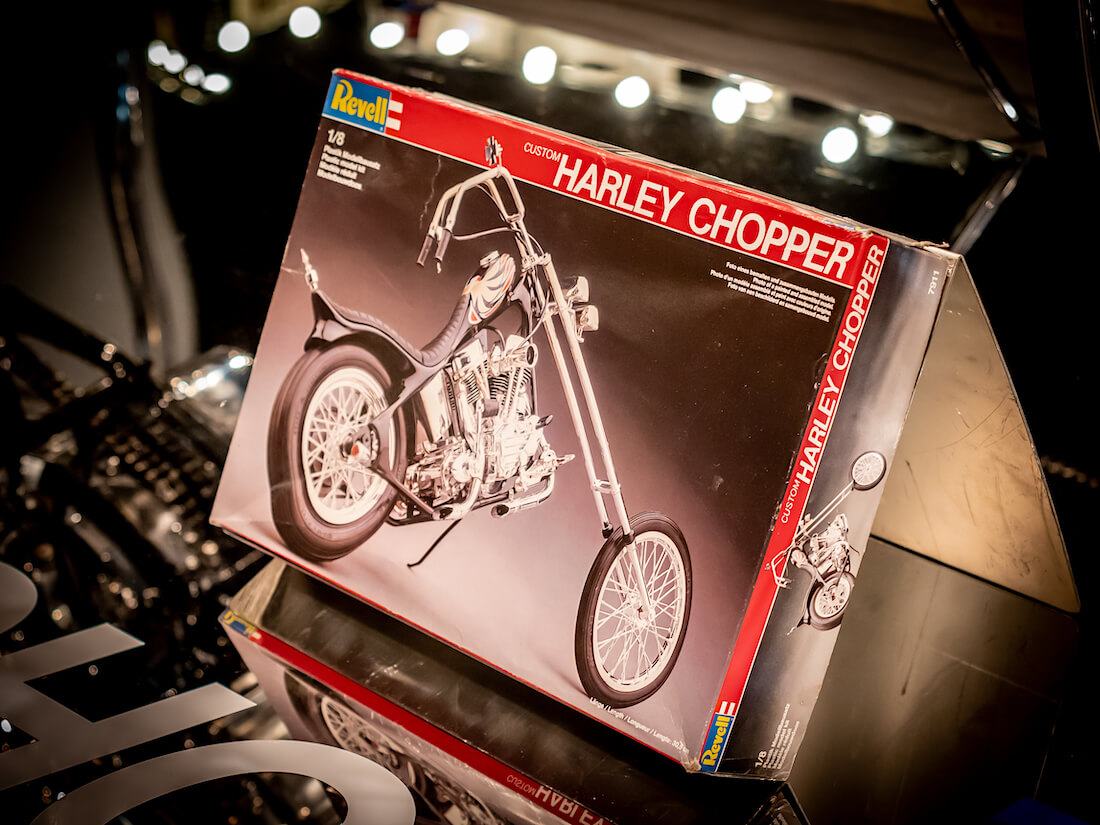 1984 Harley-Davidson Revell-Chopper pienoismallin rakennussarja