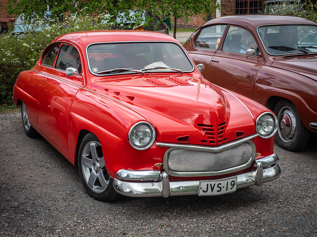 Punainen 1976 Saab 96 Custom Coupe