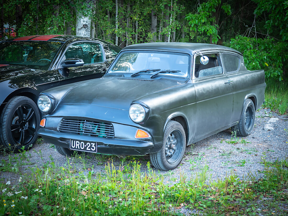 Chopattu 1964 Ford Anglia custom