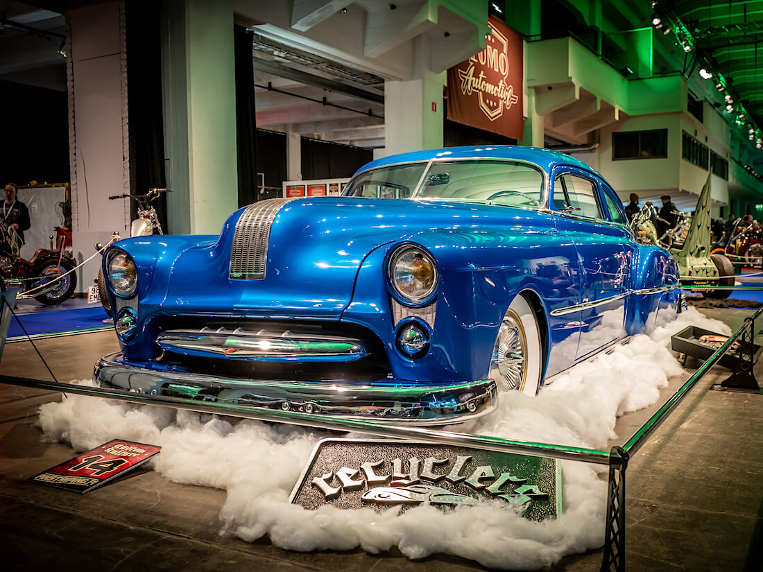 1949 Pontiac Starliner Custom