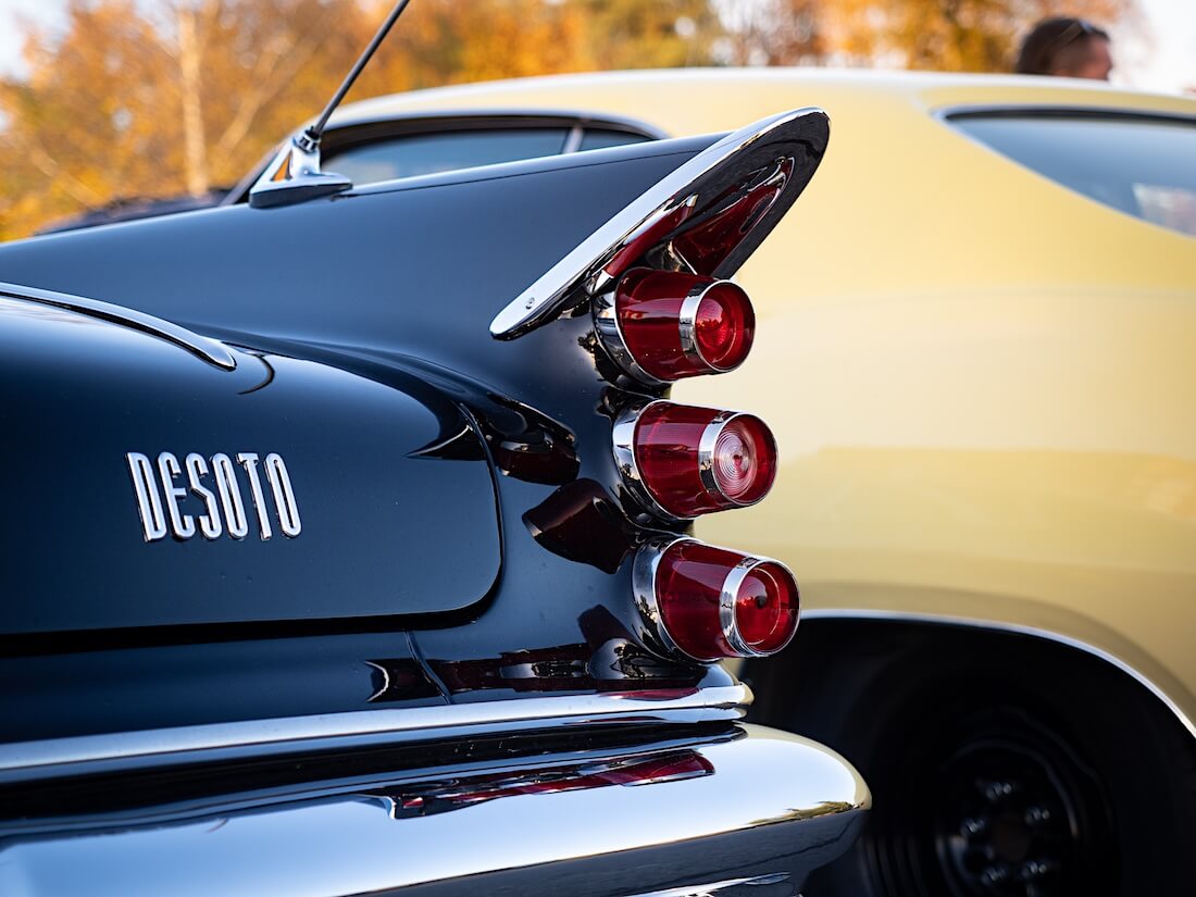 1959 DeSoto Fireflite Sportsmanin takasiipi ja takavalot