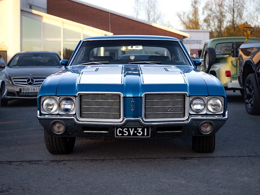 1971 Oldsmobile Cutlass V8