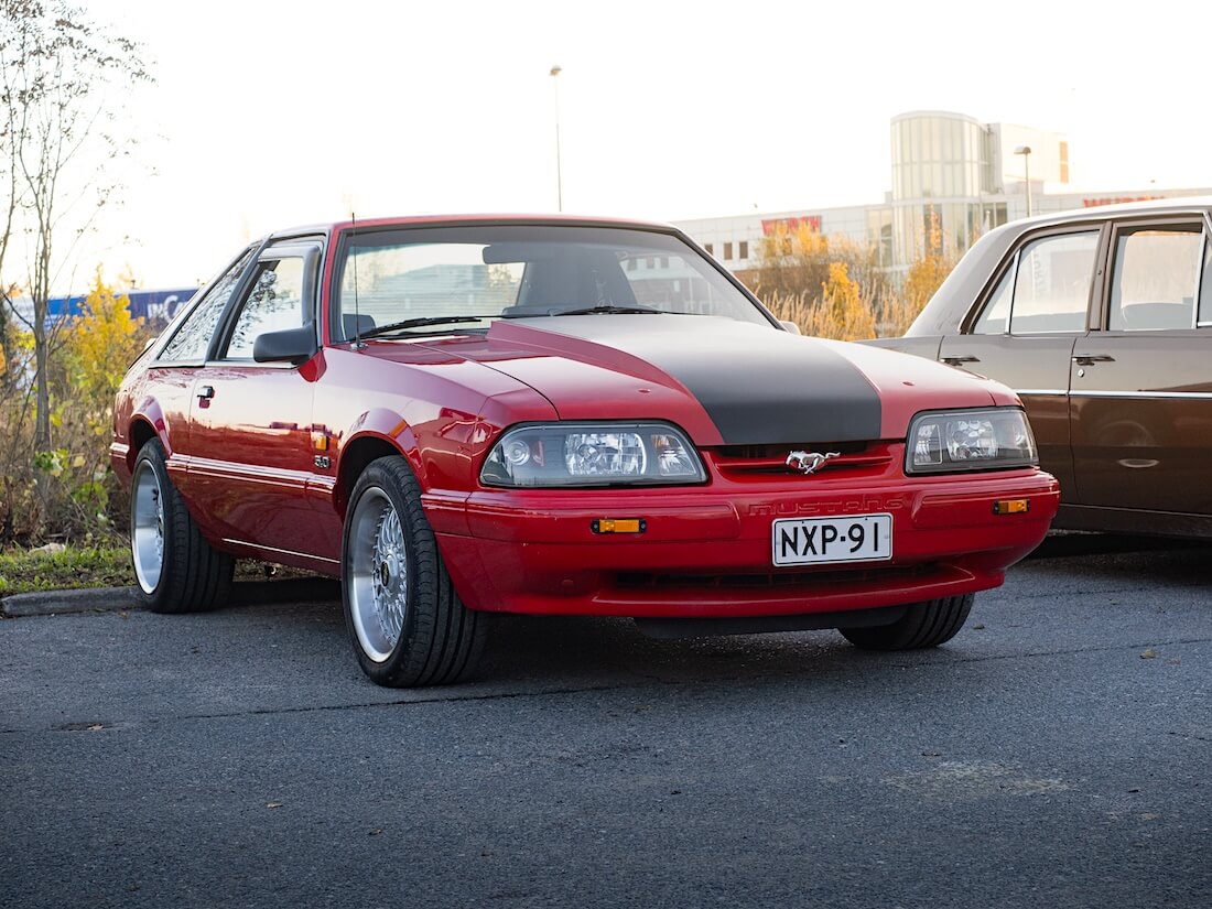 1990 Ford Mustang LX 5.0 V8
