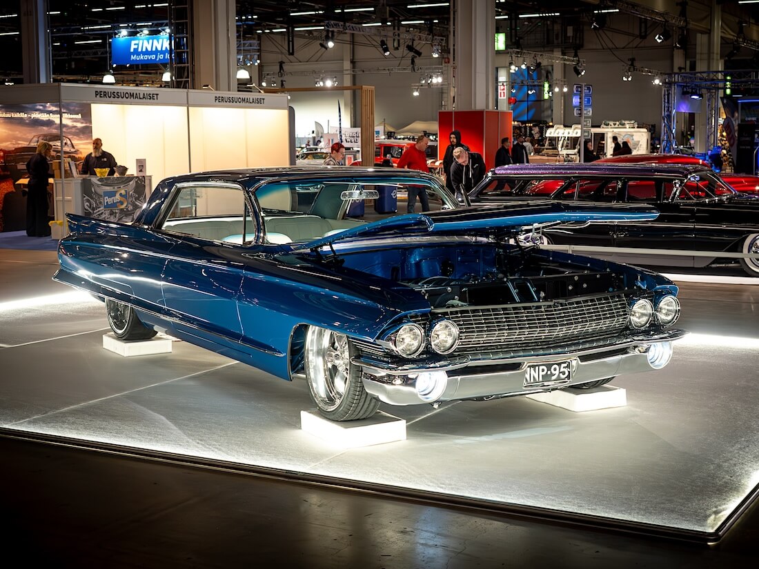 1962 Cadillac Coupe DeVille näyttelyauto