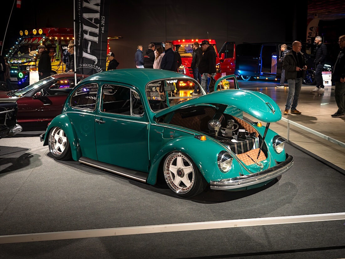 1974 Volkswagen 1300 Kupla ilma-alustalla