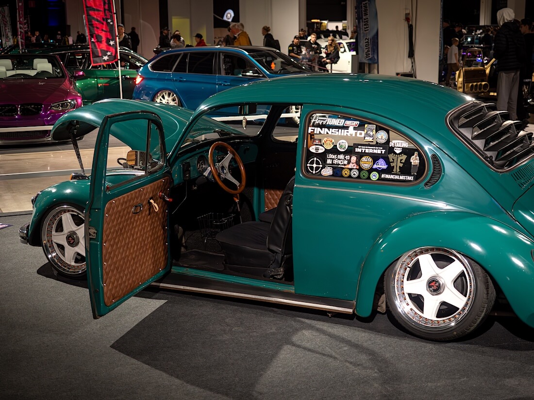 1974 Volkswagen 1300 Kupla ilma-alustalla