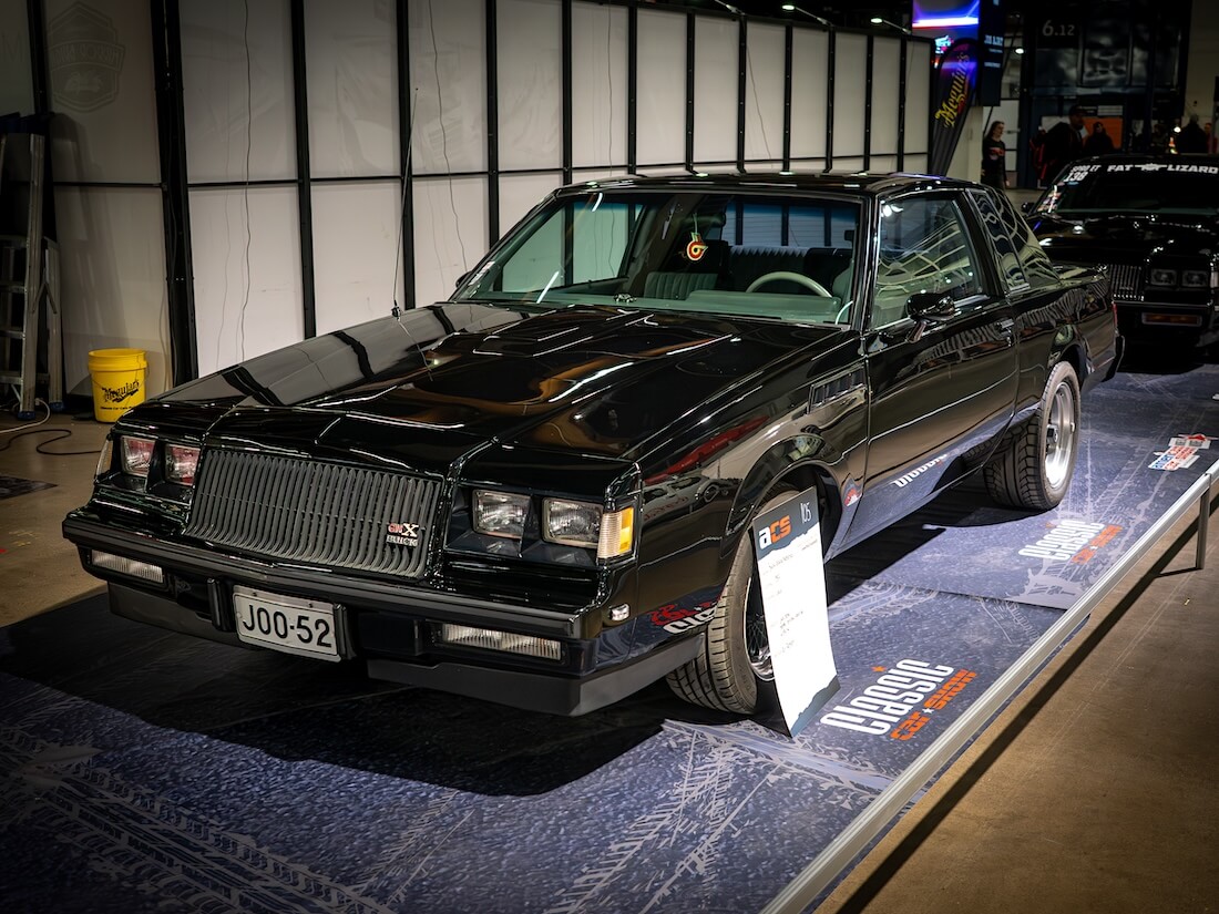 1987 Buick GNX replica
